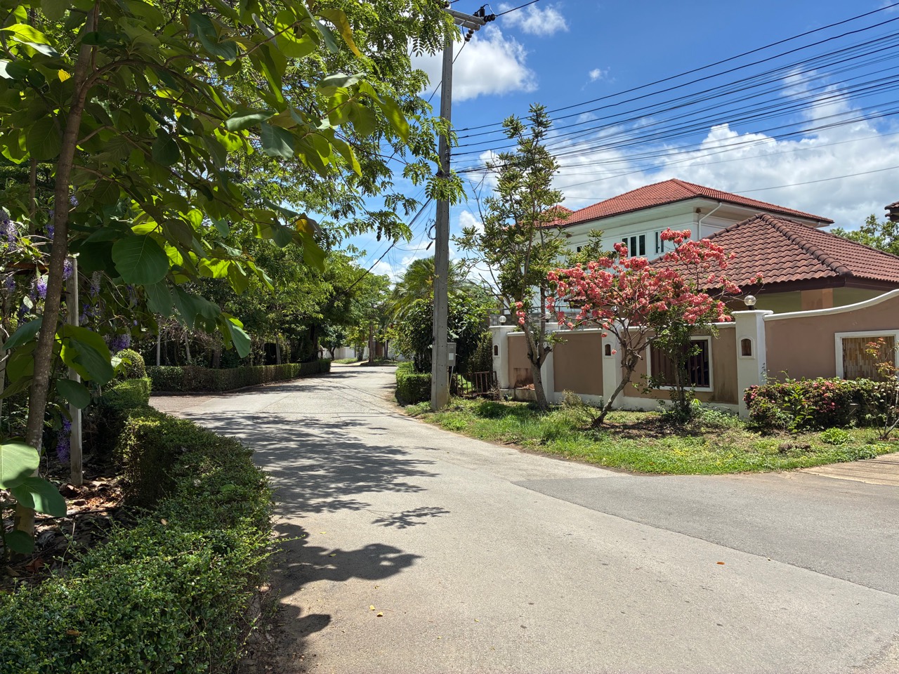 Mae Hia and Hang Dong quiet suburban residential street in Chiang Mai